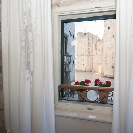 Stone Pearl Heritage Luxury Апартаменти *