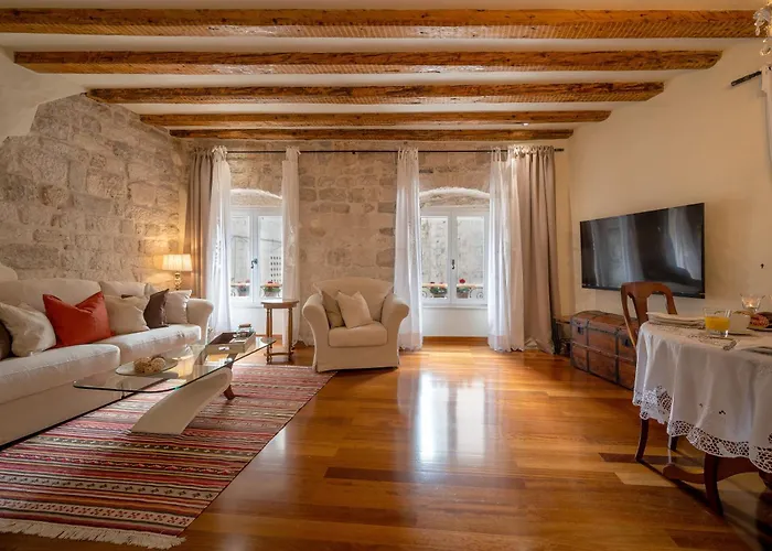 Stone Pearl Heritage Luxury * Split