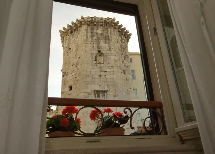 Stone Pearl Heritage Luxury Appartement Split